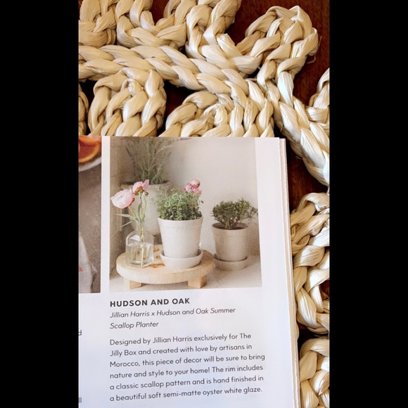 Planter+Saucer from Hudson+Oak! Color Ouster White Semi Matte Finish,New In Box. - Picture 2 of 4